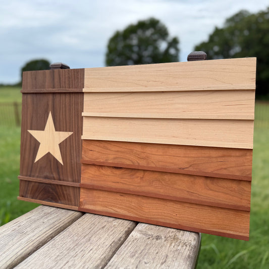 Texas Flag Challenge Coin & Poker Chip Display – 23x14